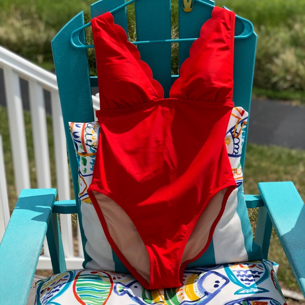 NWT J Crew Scalloped One Piece Swimsuit